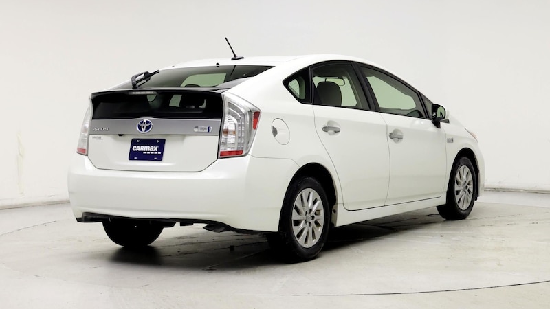 2013 Toyota Prius Plug-in 8