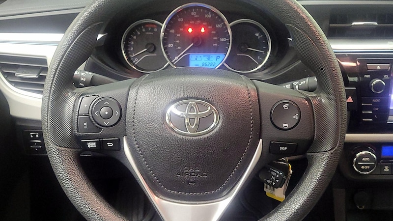 2016 Toyota Corolla LE 10