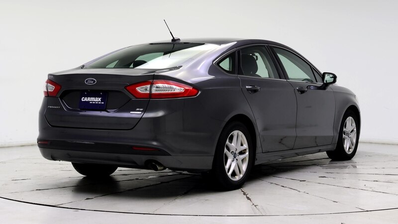 2015 Ford Fusion SE 8