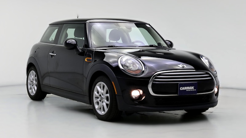 2015 MINI Cooper Hardtop  Hero Image