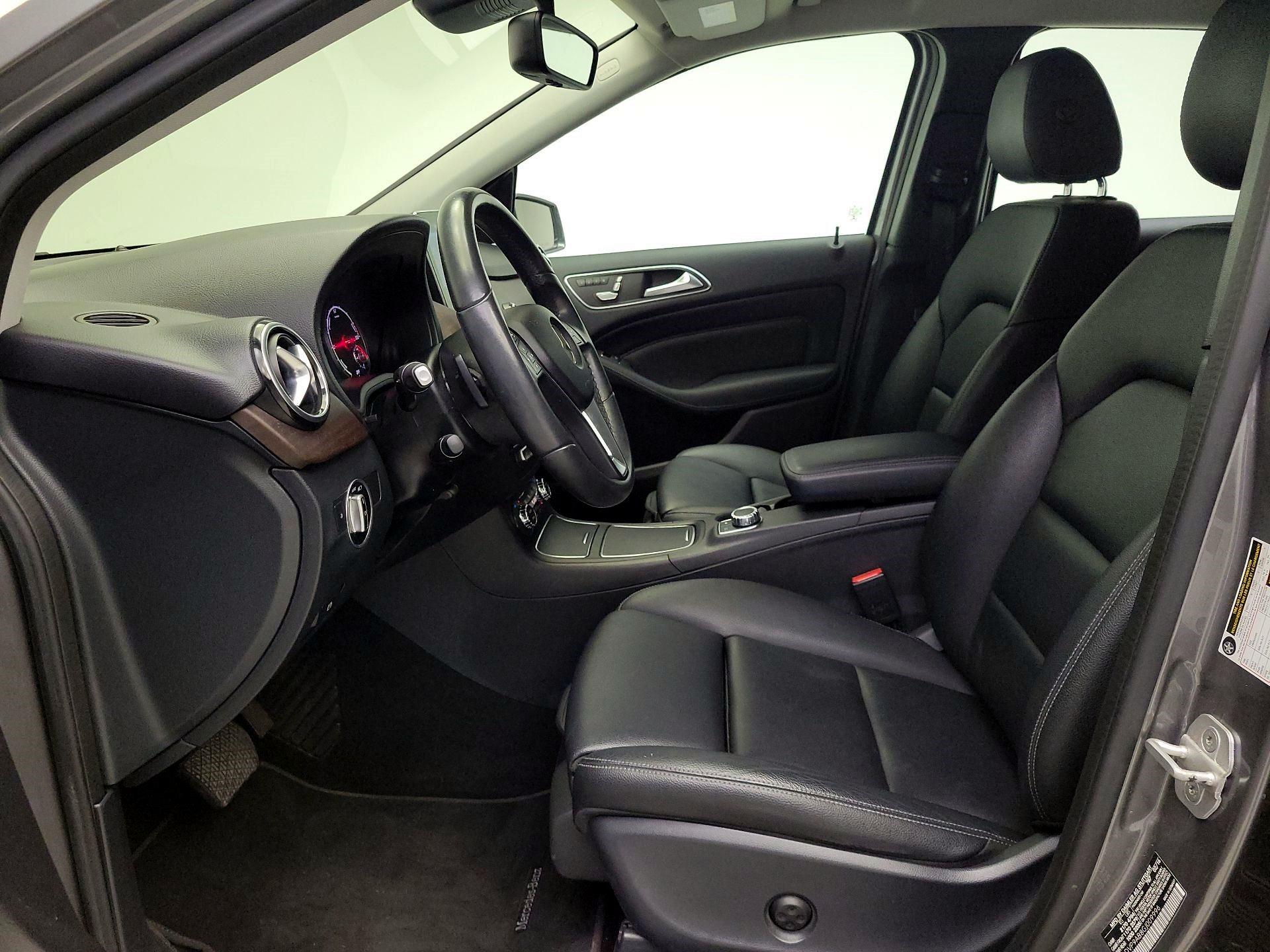 Thumbnail: 2016 Mercedes-Benz B-Class - 11