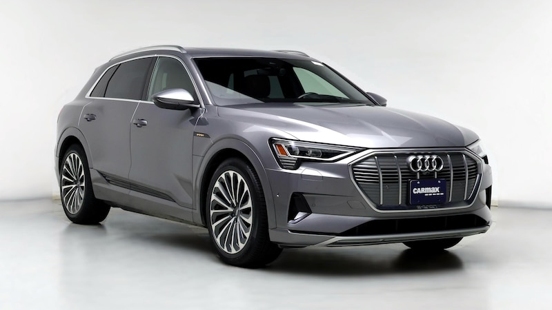 2019 Audi e-tron Prestige Hero Image