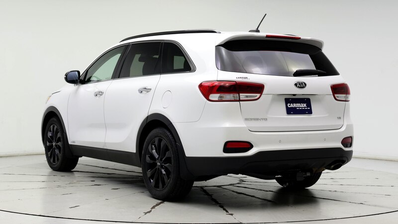 2019 Kia Sorento S 2