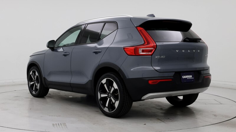 2020 Volvo XC40 T5 Momentum 2