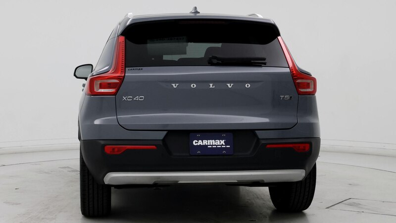 2020 Volvo XC40 T5 Momentum 6