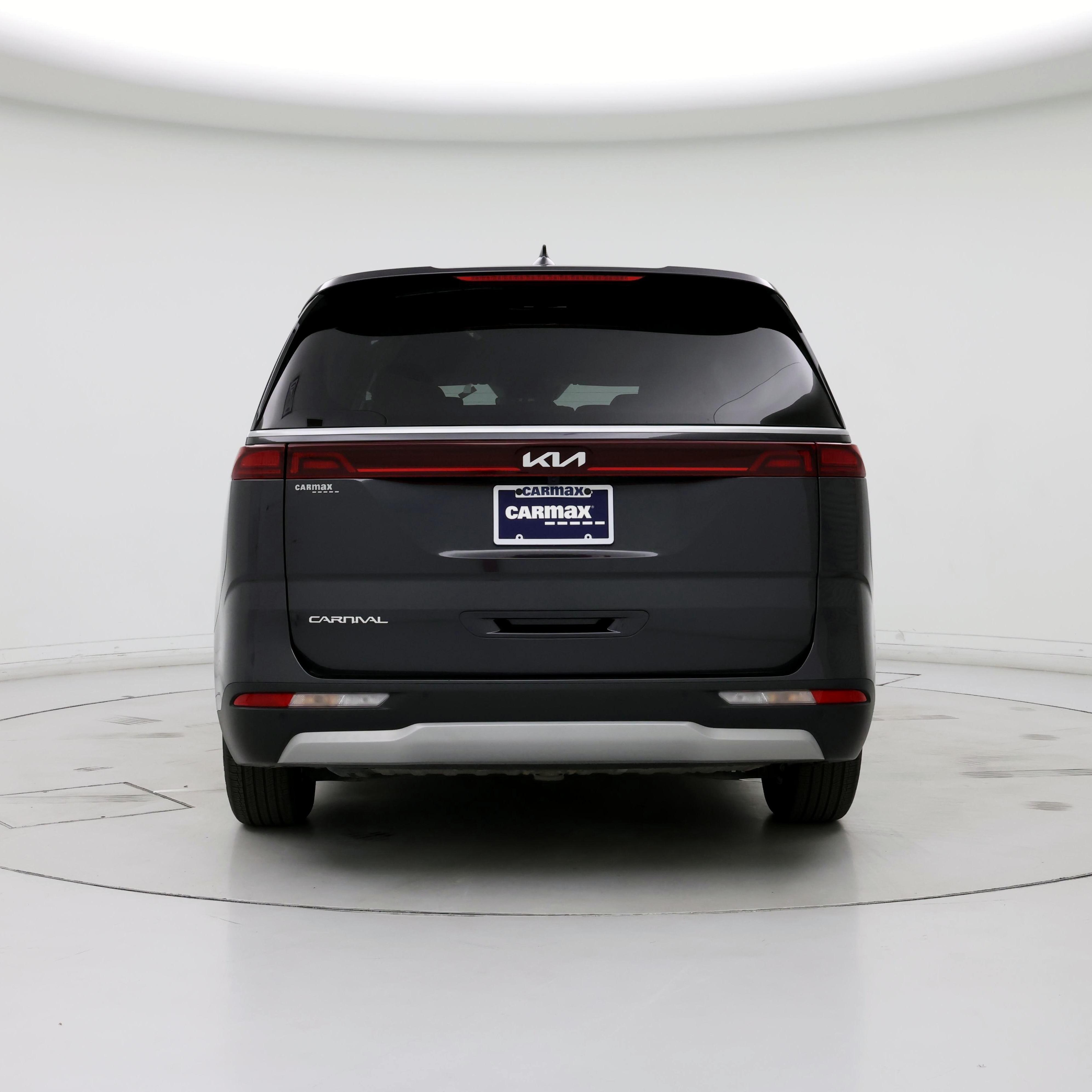 Thumbnail: 2023 Kia Carnival - 6