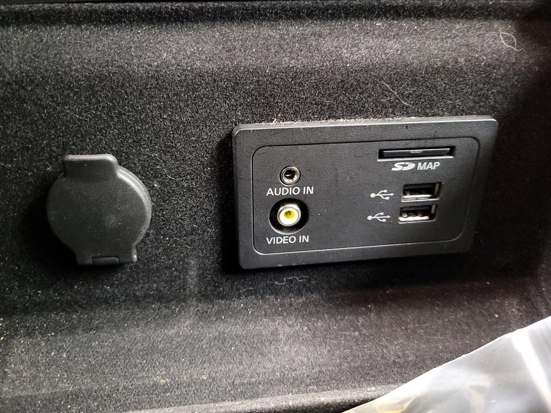 Thumbnail: 2018 INFINITI QX60 - 19