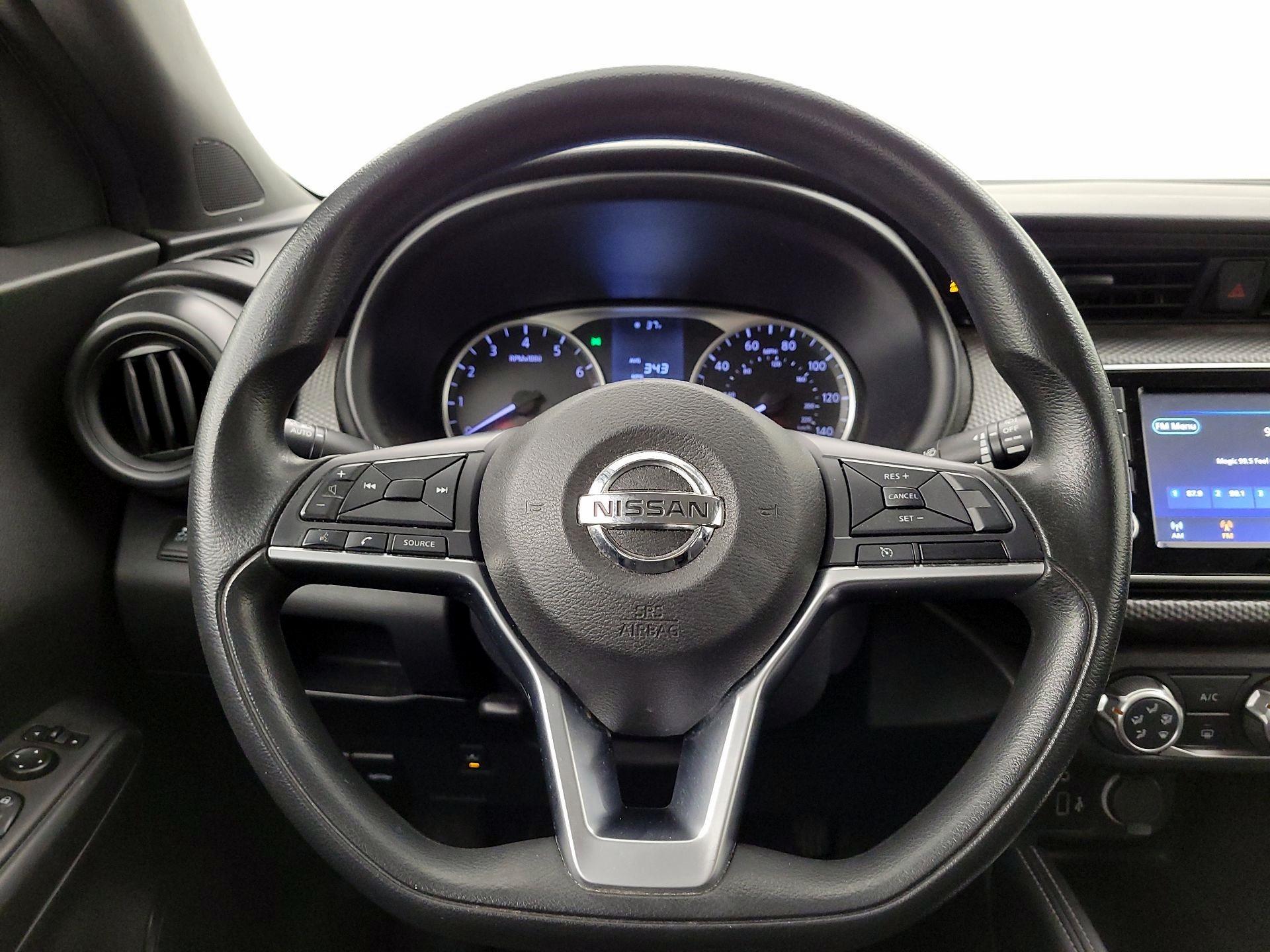 Thumbnail: 2019 Nissan Kicks - 10