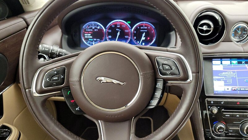 2014 Jaguar XJ L Supercharged 10