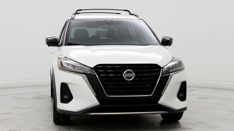 2021 Nissan Kicks SR 5