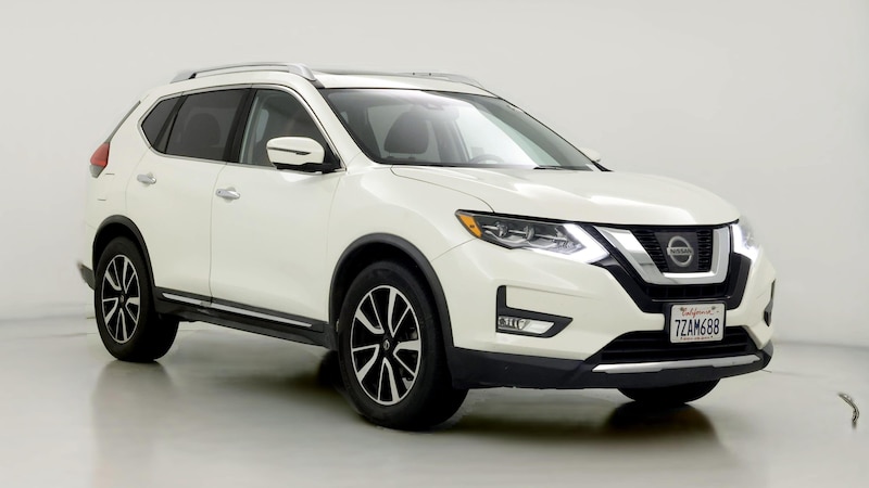 2017 Nissan Rogue SL Hero Image