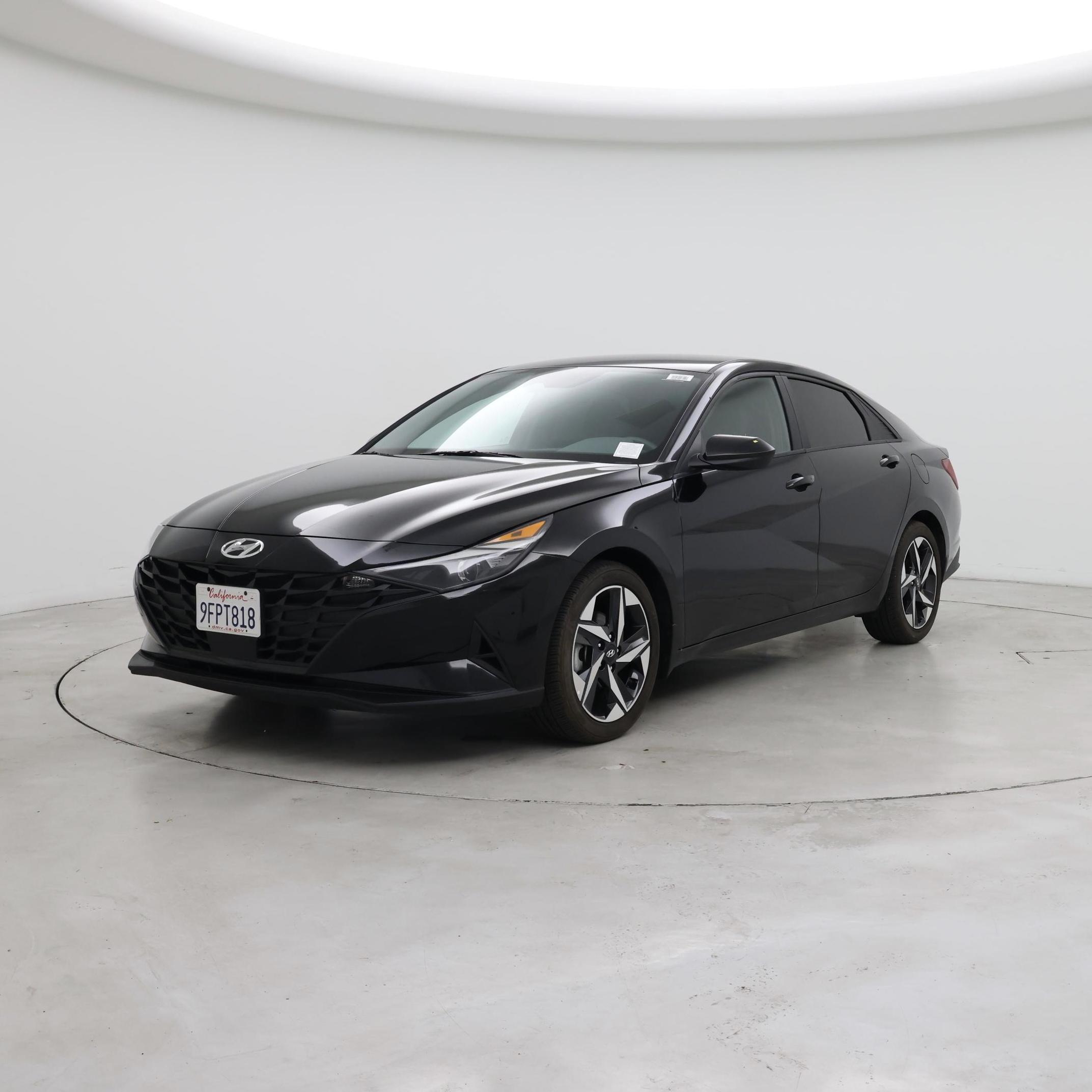 Thumbnail: 2023 Hyundai Elantra - 4