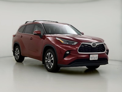 2022 Toyota Highlander XLE -
                Duarte, CA