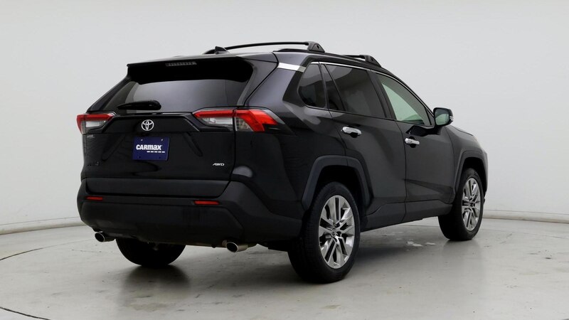 2019 Toyota RAV4 XLE Premium 8