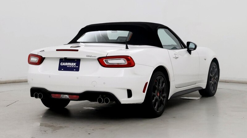 2018 Fiat 124 Spider Abarth 8