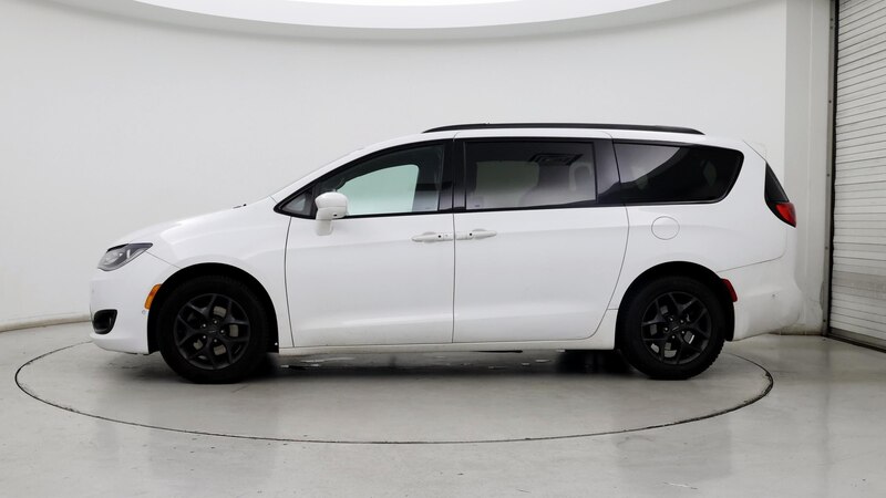 2019 Chrysler Pacifica Touring L 3