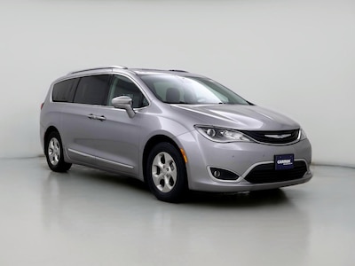 2018 Chrysler Pacifica Hybrid Limited -
                Sicklerville, NJ