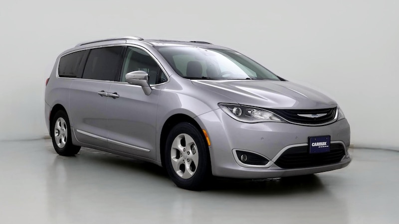 2018 Chrysler Pacifica Hybrid Limited Hero Image