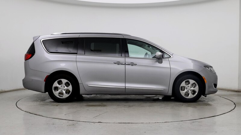 2018 Chrysler Pacifica Hybrid Limited 7