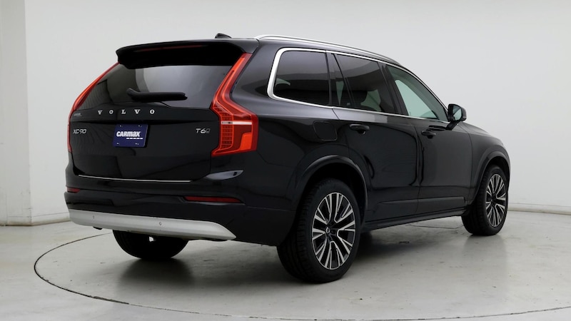 2022 Volvo XC90 T6 Momentum 8