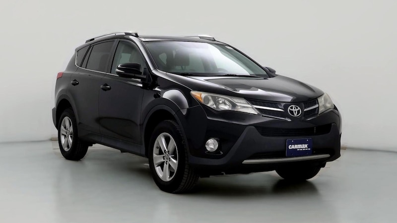 2015 Toyota RAV4 XLE Hero Image