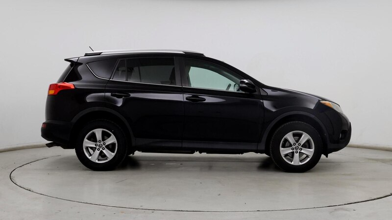 2015 Toyota RAV4 XLE 7