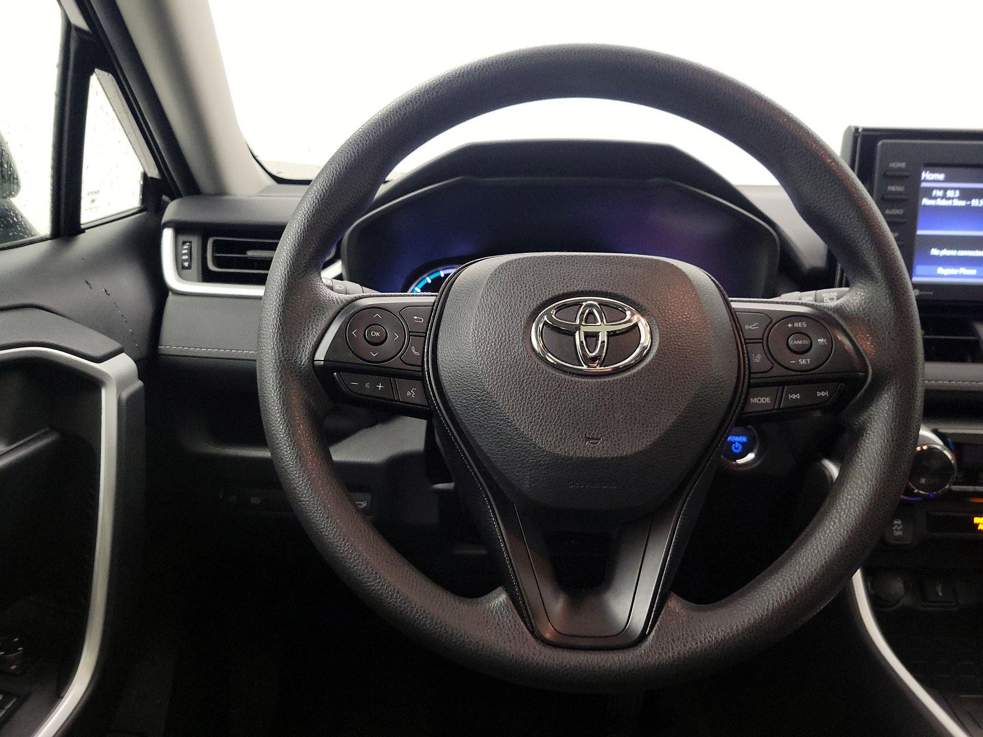 Thumbnail: 2021 Toyota RAV4 - 10