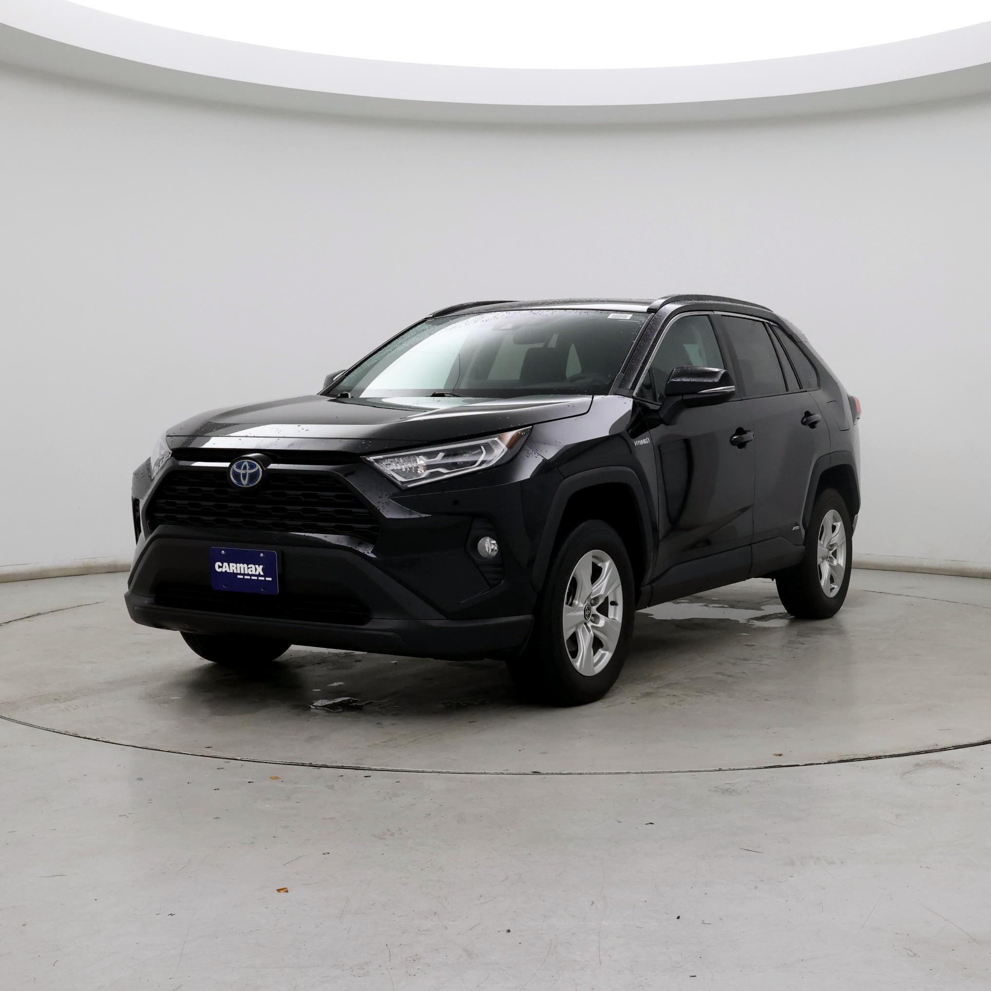 Thumbnail: 2021 Toyota RAV4 - 4