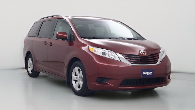 2015 Toyota Sienna LE Hero Image