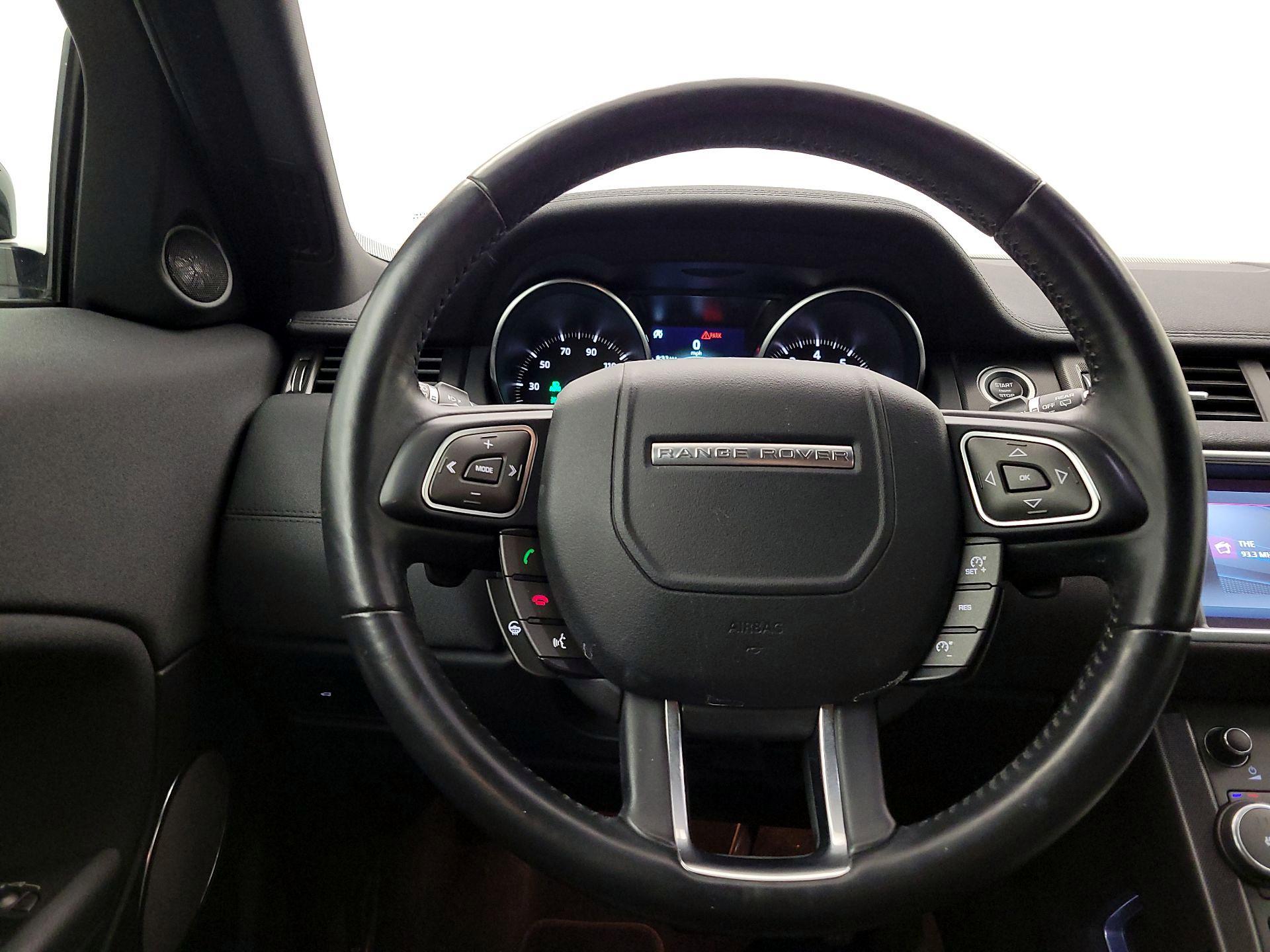 Thumbnail: 2018 Land Rover Range Rover Evoque - 10