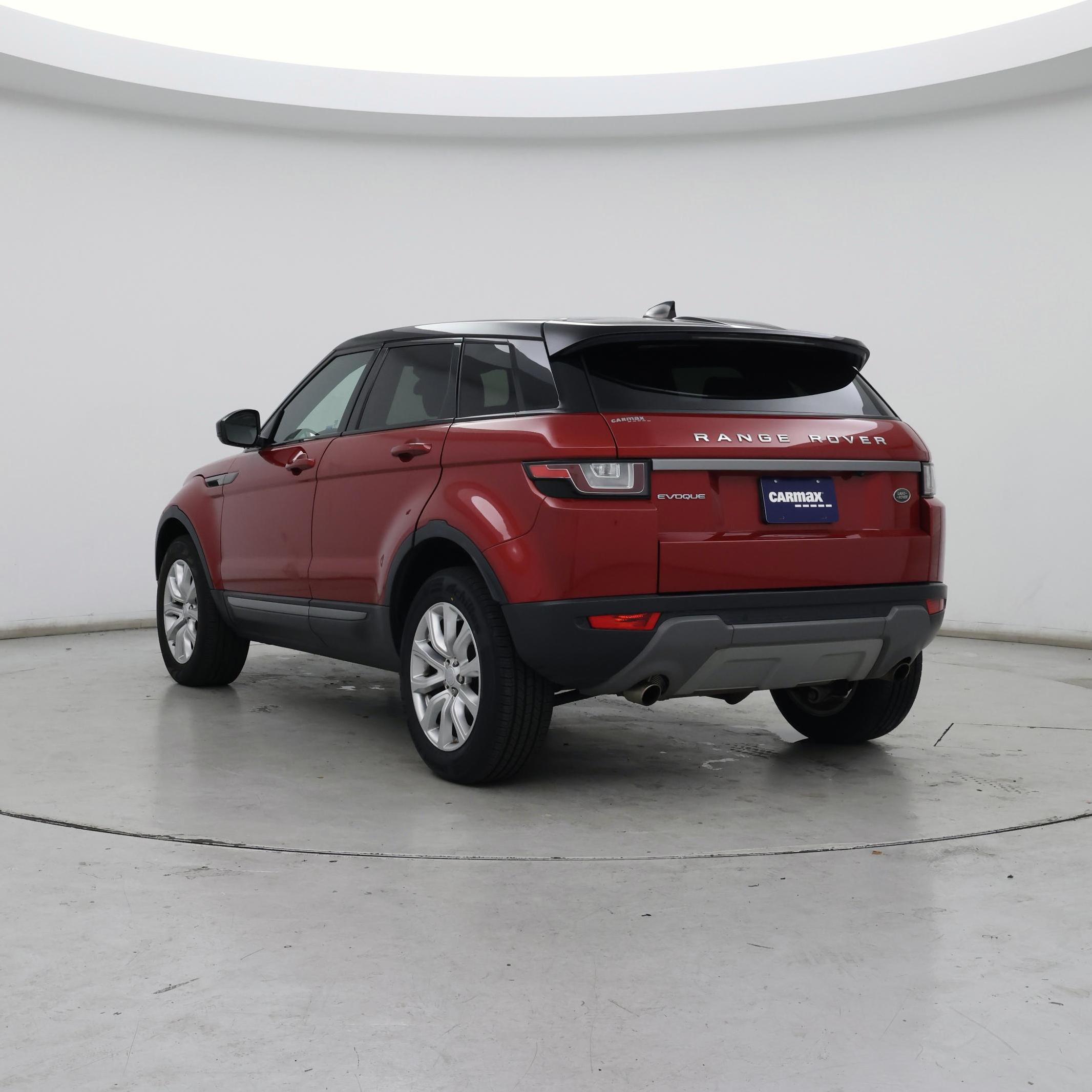 Thumbnail: 2018 Land Rover Range Rover Evoque - 2
