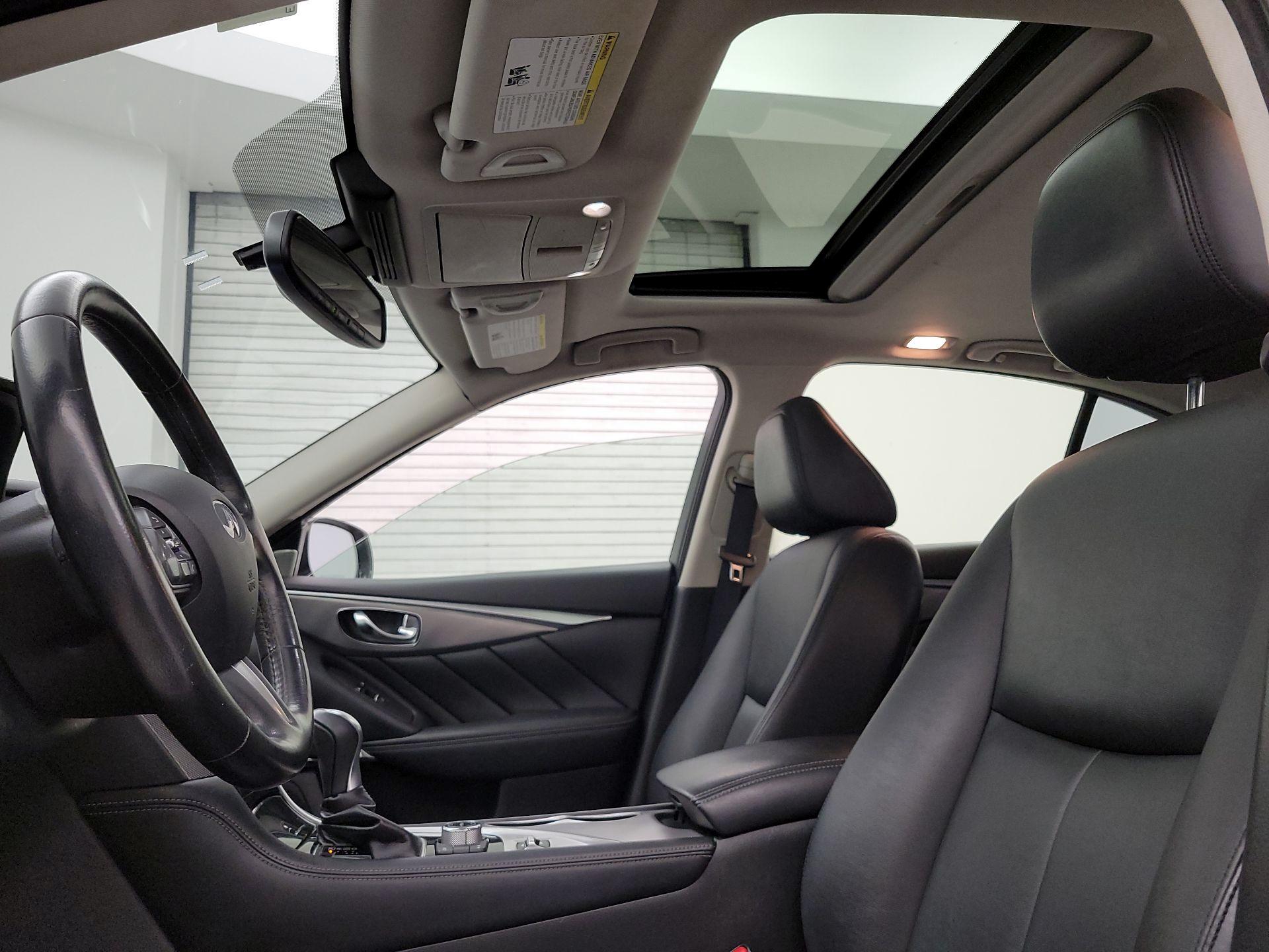 Thumbnail: 2017 INFINITI Q50 - 19