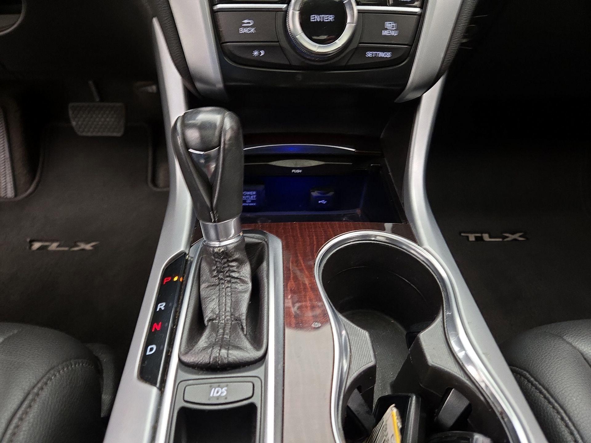 Thumbnail: 2015 Acura TLX - 17
