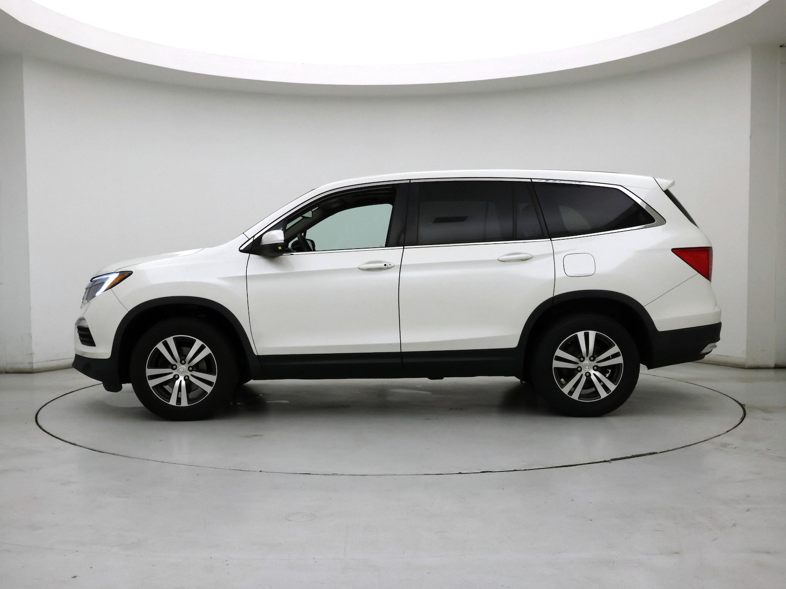 Image 4 of 2018 Honda Pilot EX-L