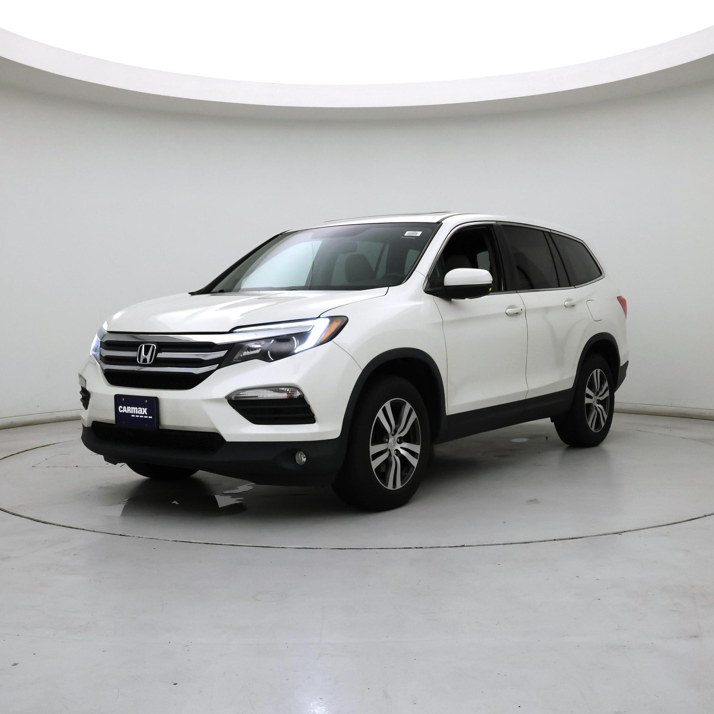Thumbnail: 2018 Honda Pilot - 4