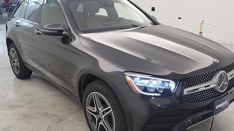 2021 Mercedes-Benz GLC 300 Hero Image