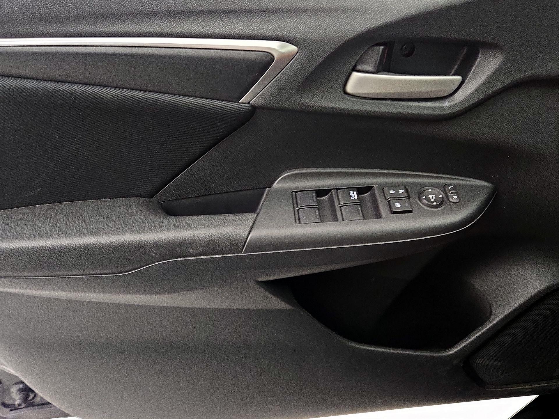 Thumbnail: 2015 Honda Fit - 12