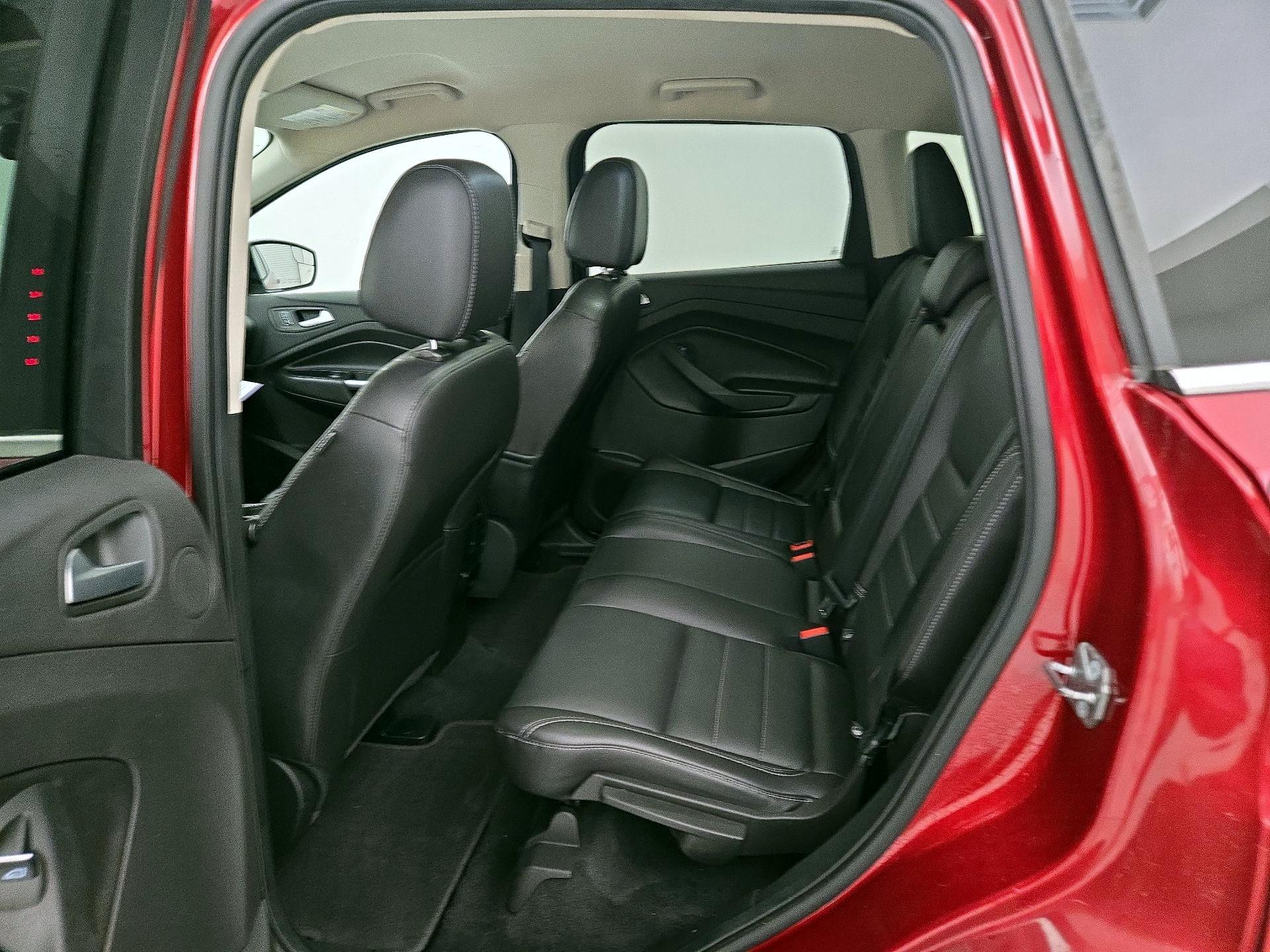 Thumbnail: 2016 Ford Escape - 19
