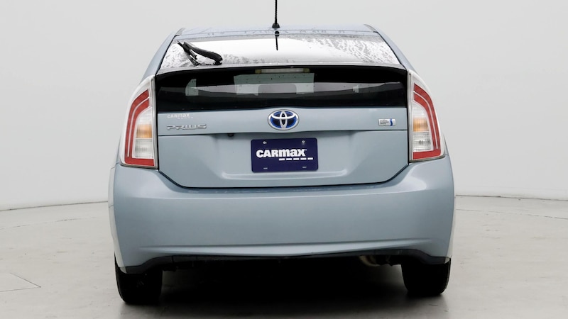 2015 Toyota Prius Two 6