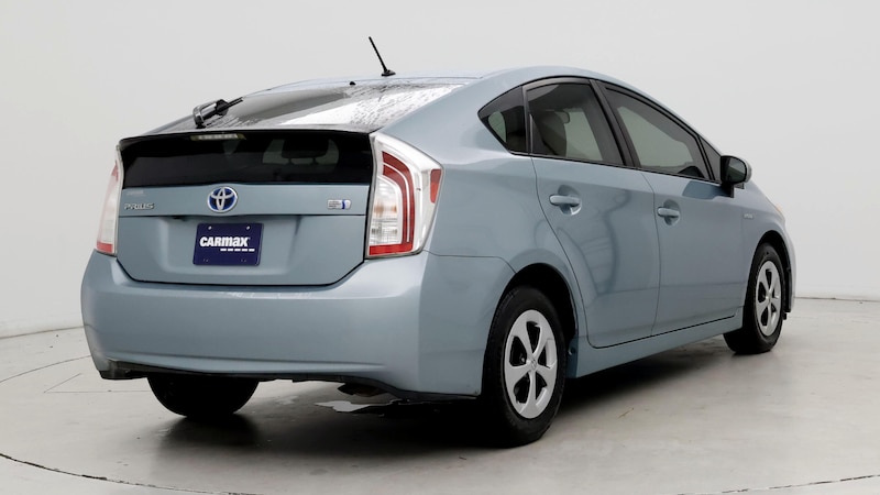 2015 Toyota Prius Two 8