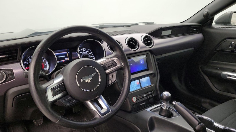 2017 Ford Mustang GT 9