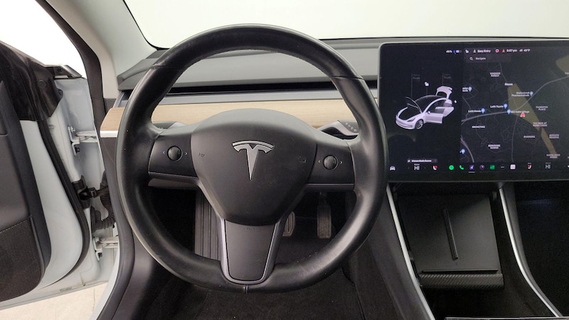2018 Tesla Model 3 Mid Range 10