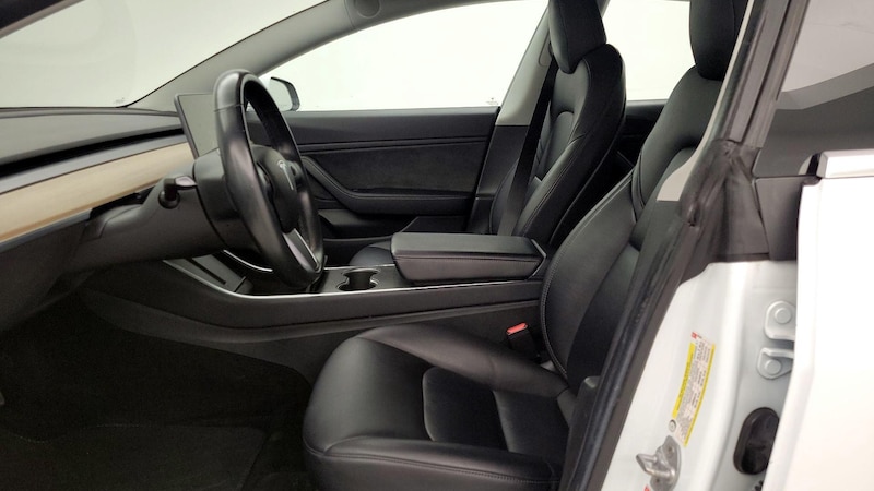 2018 Tesla Model 3 Mid Range 11