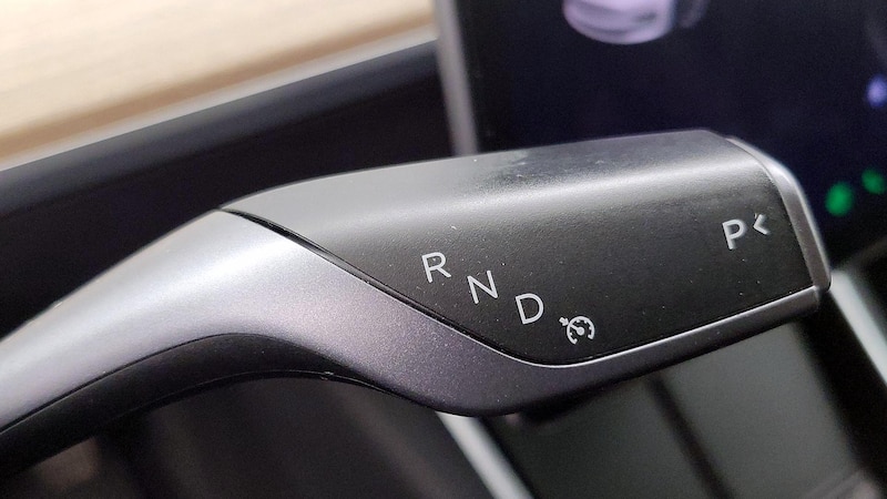 2018 Tesla Model 3 Mid Range 17