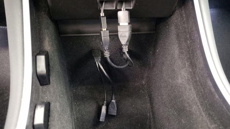 2018 Tesla Model 3 Mid Range 18