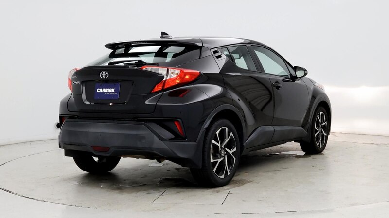 2018 Toyota C-HR XLE 8