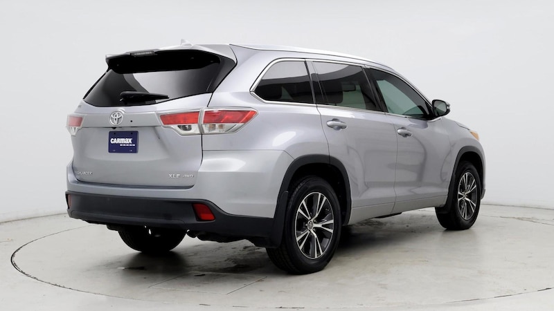 2016 Toyota Highlander XLE 8