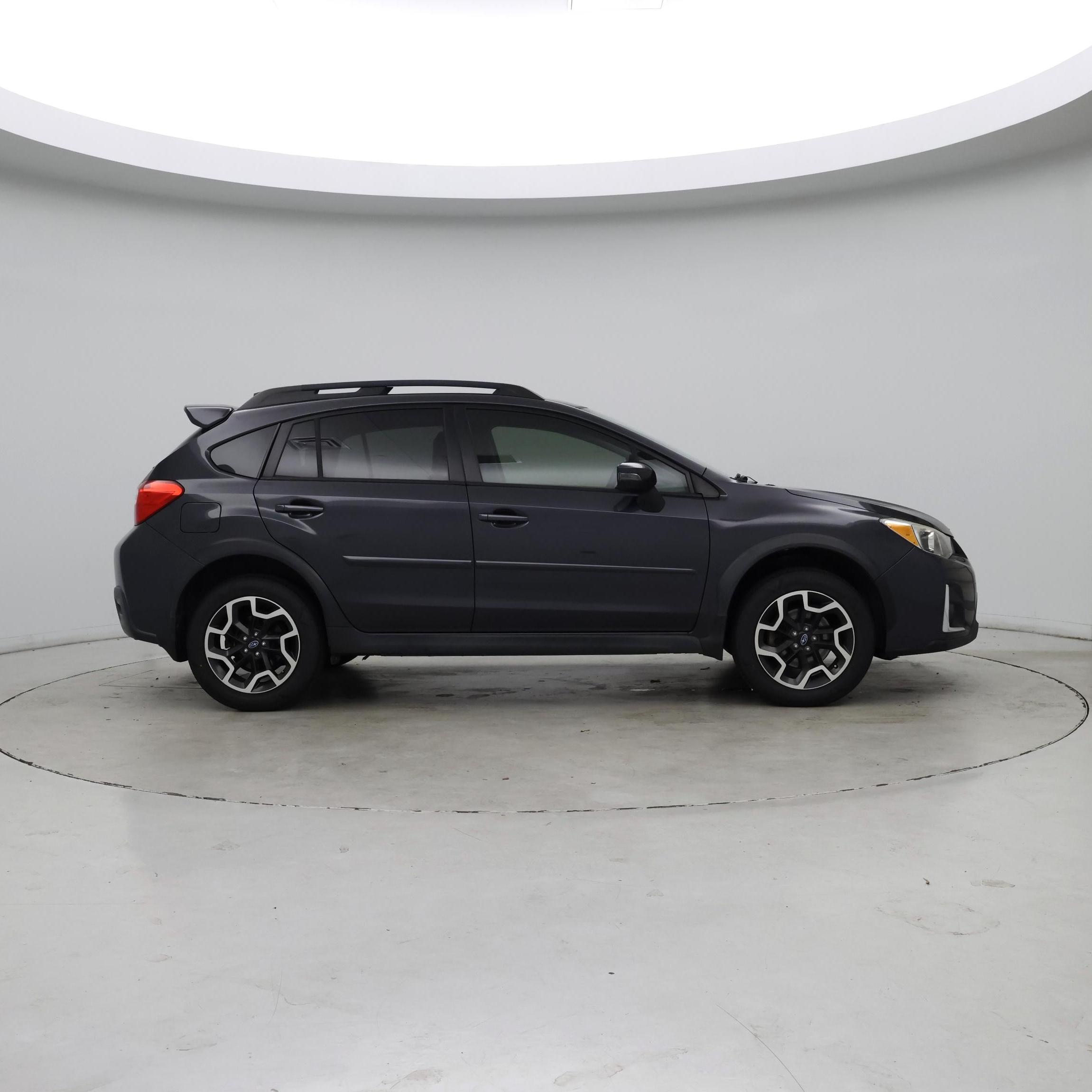 Thumbnail: 2017 Subaru Crosstrek - 7