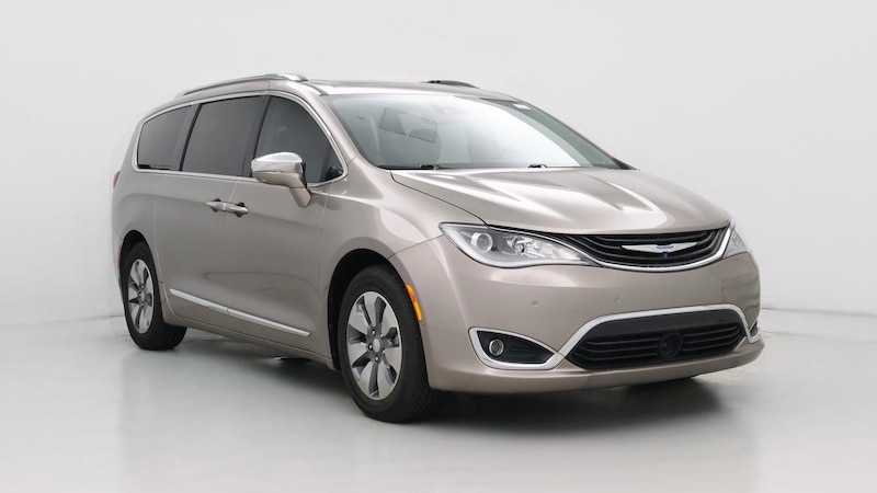 2018 Chrysler Pacifica Hybrid Limited Hero Image