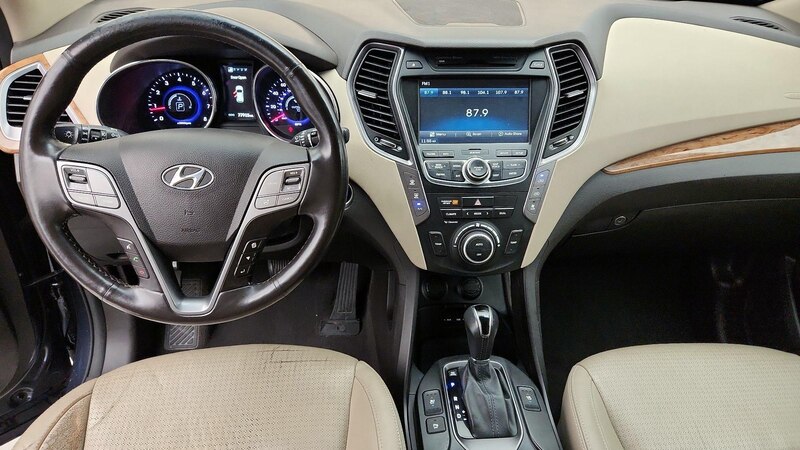 2014 Hyundai Santa Fe GLS 9